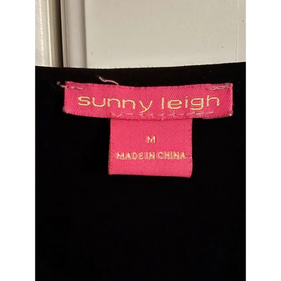 Sunny Leigh Black Twisted Keyhole Neckline 3/4 Sleeve Blouse Womens Medium - Picture 2 of 3